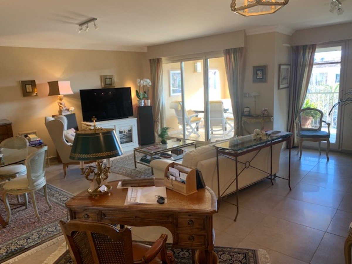 Appartement - SANARY SUR MER